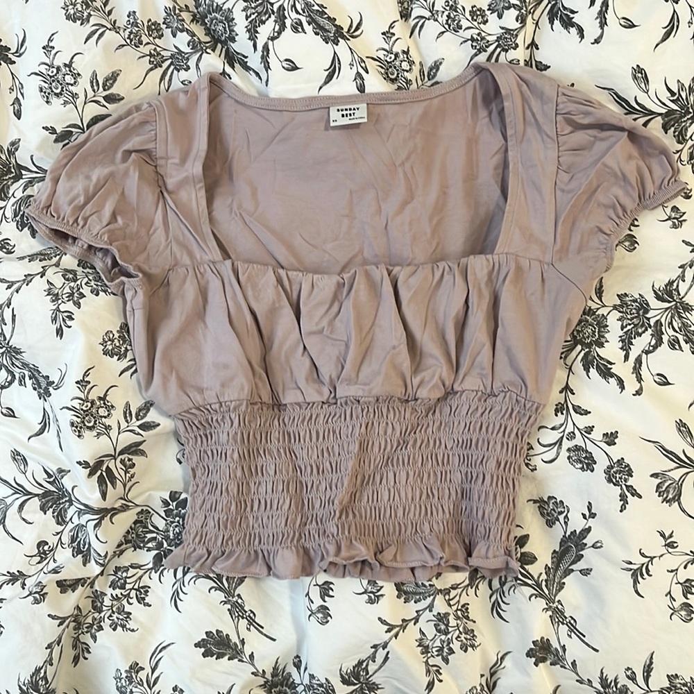 sunday best / aritzia | lilac puff sleeve crop top | size XS